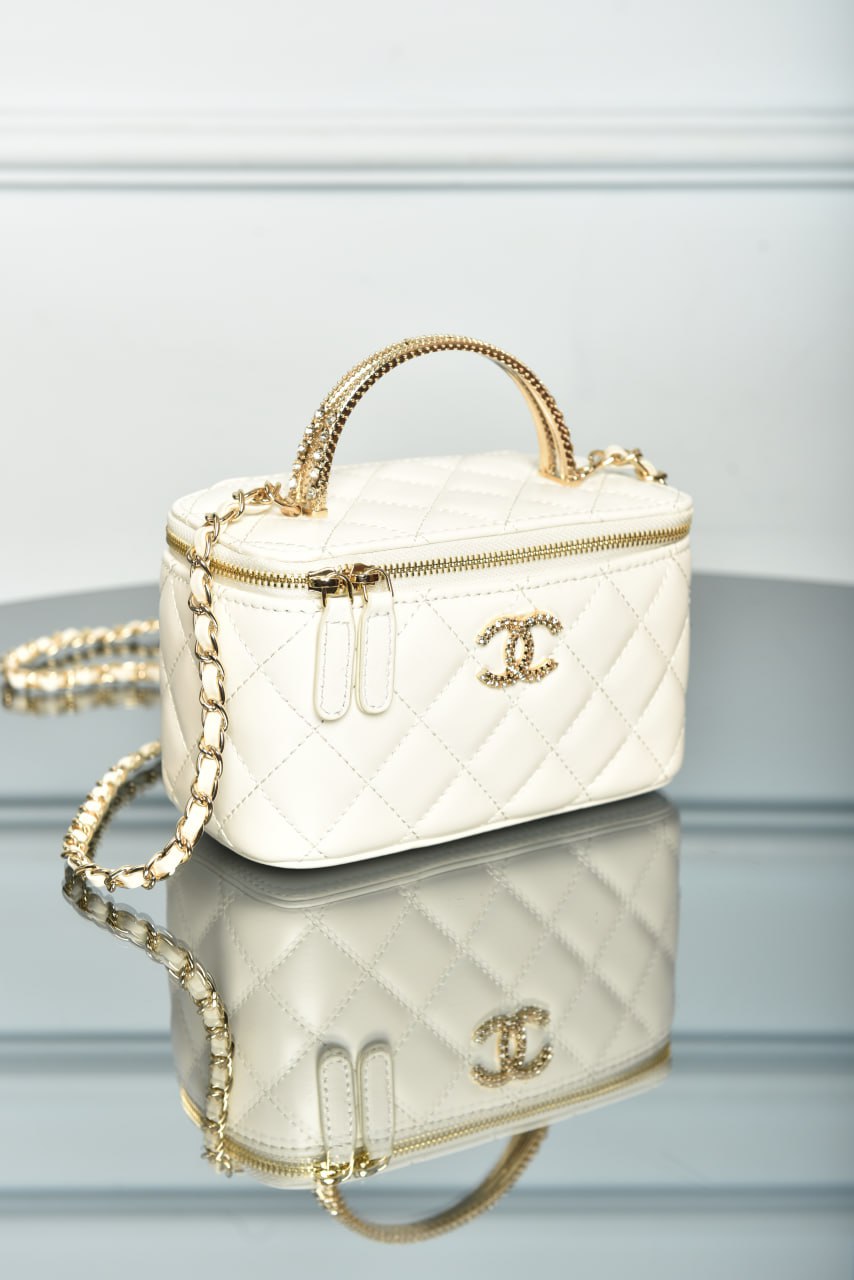 Small Vatican Chain Shoulder Bag