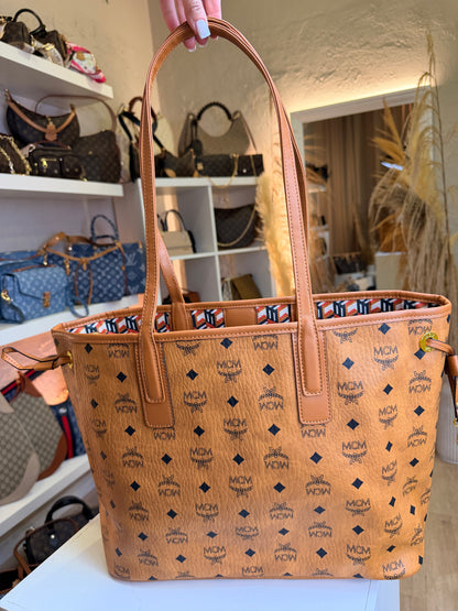 MCM Liz Reversible