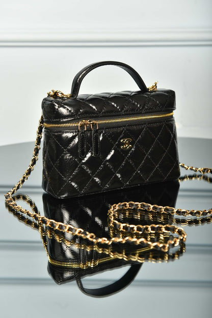 Vanity Bag with Chain