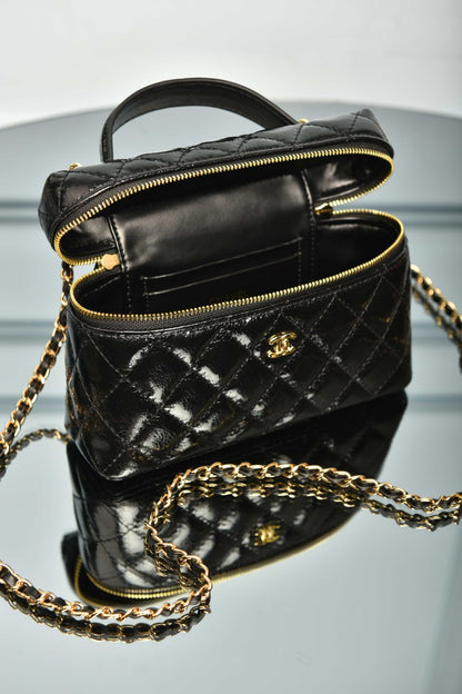 Vanity Bag with Chain