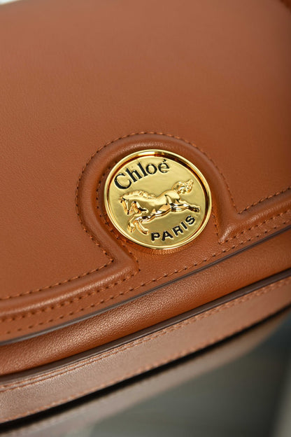 Horse Medal Saddle Bag in Grained Leather