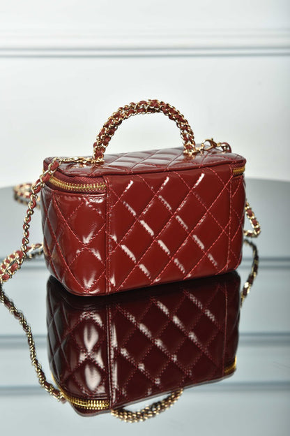 Vanity Bag with Chain