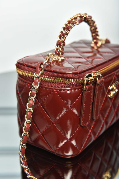 Vanity Bag with Chain