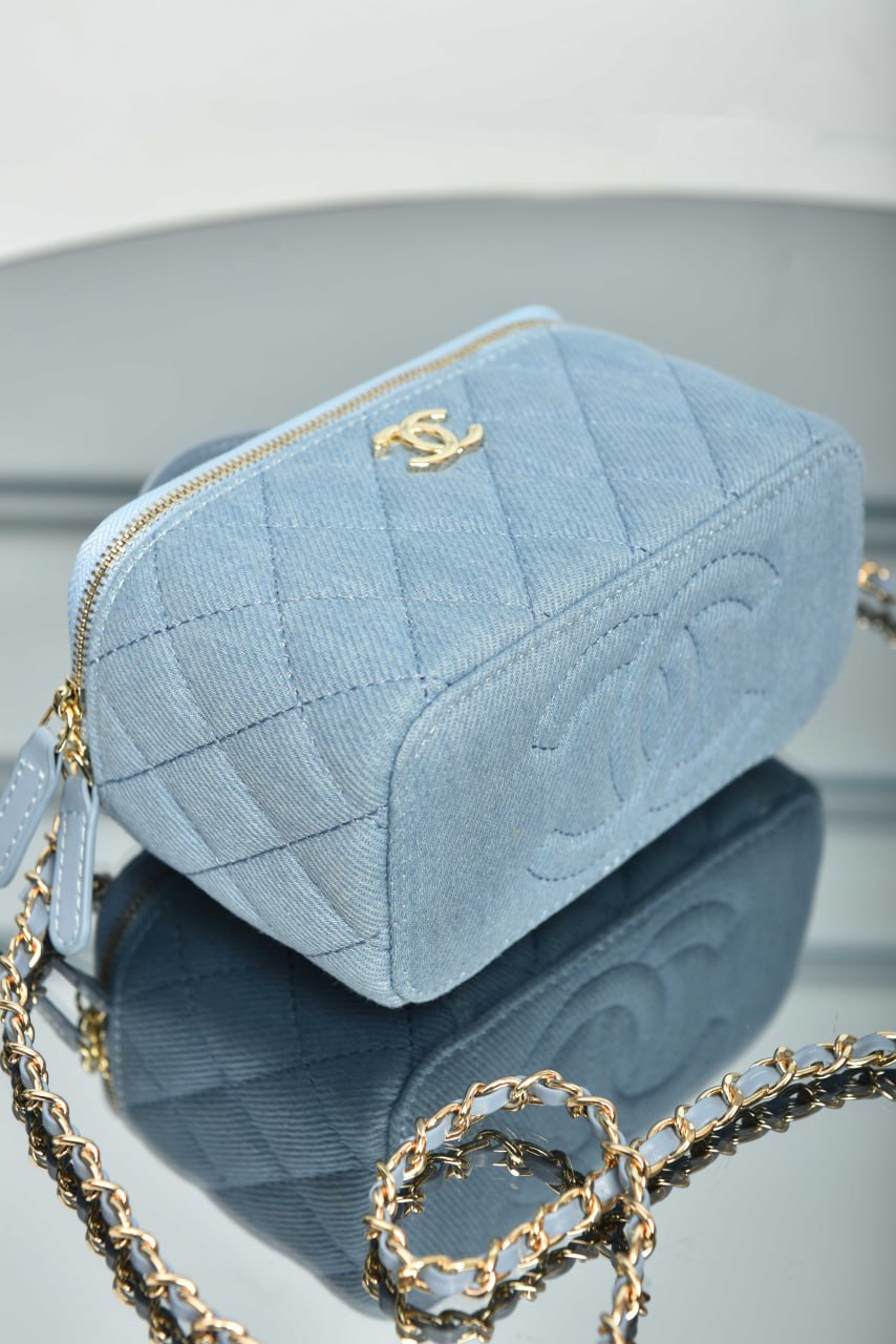Small Vanity Case