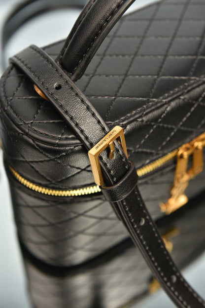 Gaby Vanity Bag