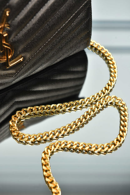 Cassandre Envelope Chain