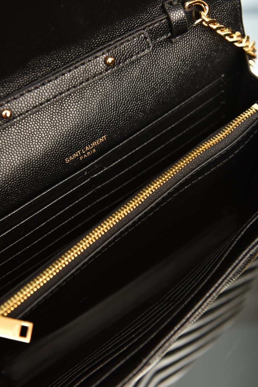 Cassandre Envelope Chain