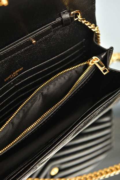 Cassandre Envelope Chain