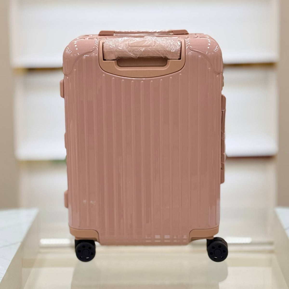 Essential Polycarbonate Cabin Suitcase