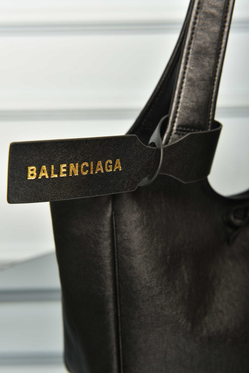 Laundrette Tote Bag