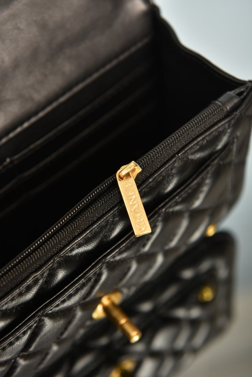 Clutch with Chain Front