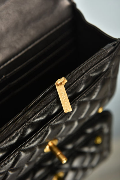 Clutch with Chain Front