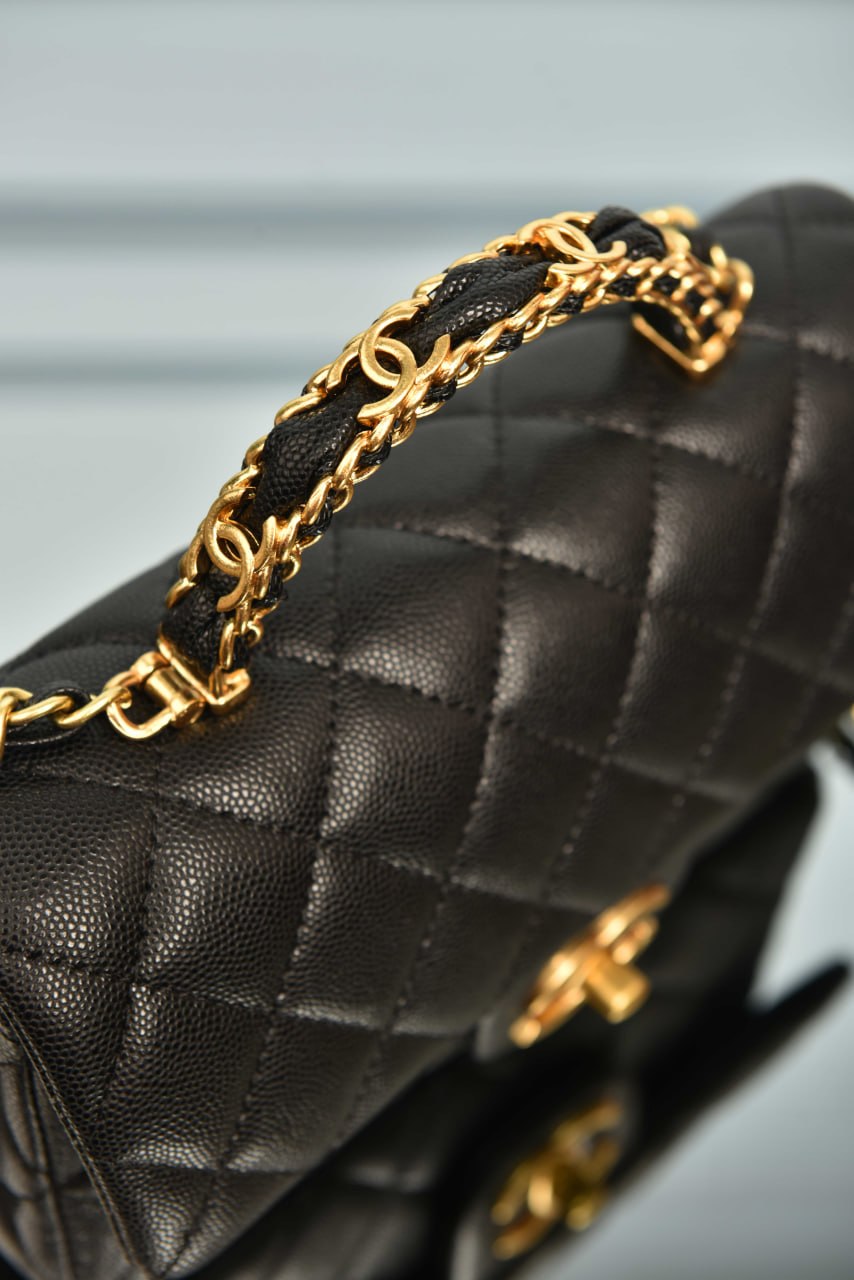 Clutch with Chain