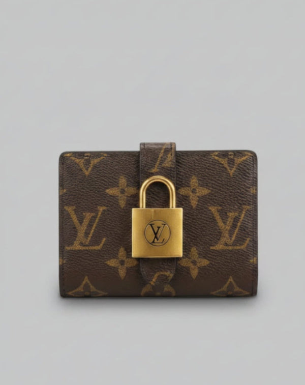 Low Key Compact Wallet