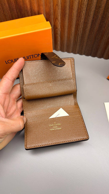 Low Key Compact Wallet