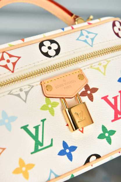 Vanity Chain Pouch x TM