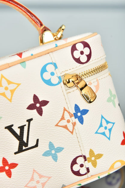 Vanity Chain Pouch x TM