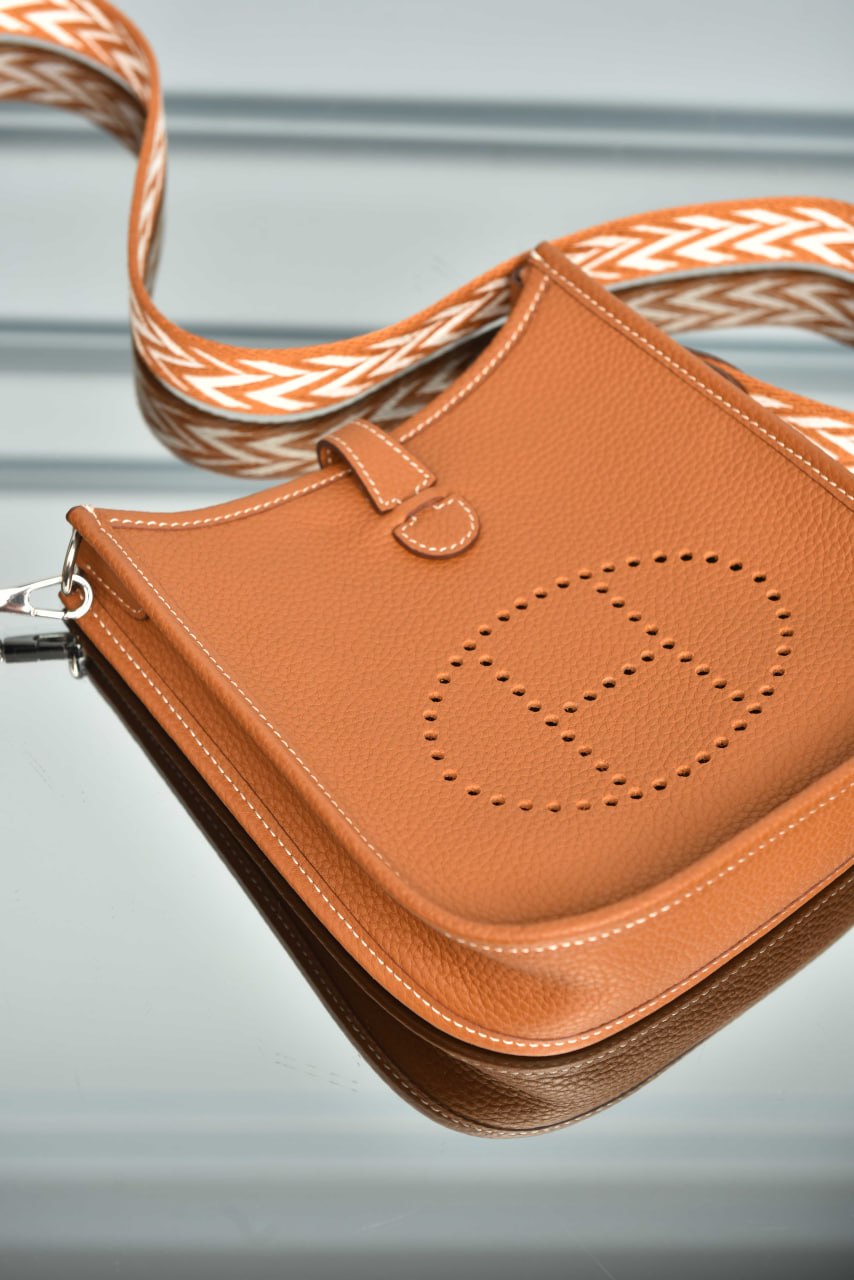 Evelyne Bag
