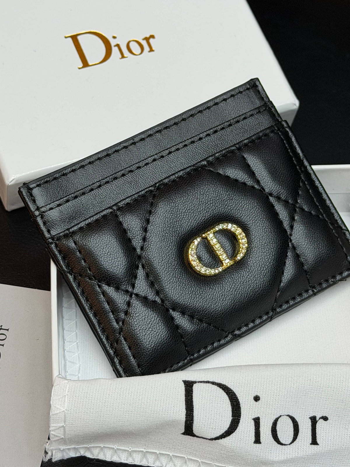 Caro Fressia Card Holder