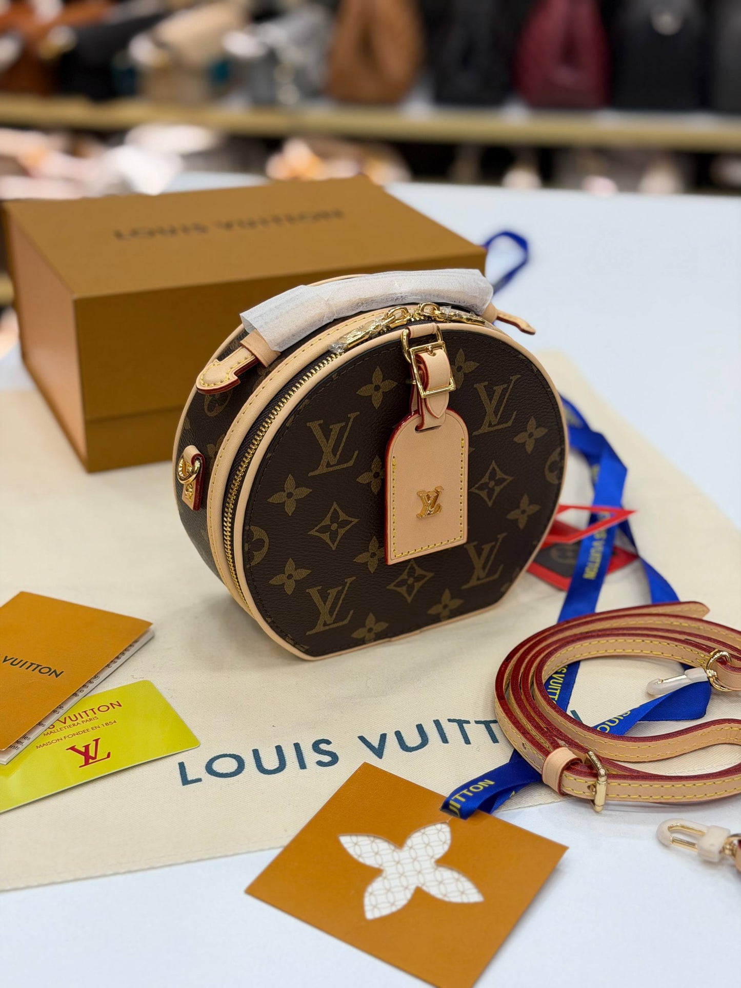 Boite Chapeau