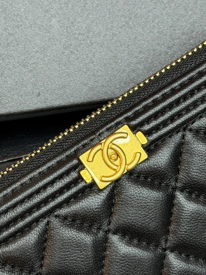 Buy Zipped Wallet