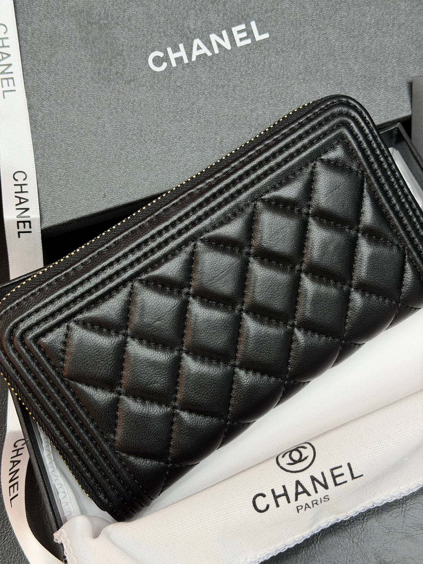 Buy Zipped Wallet