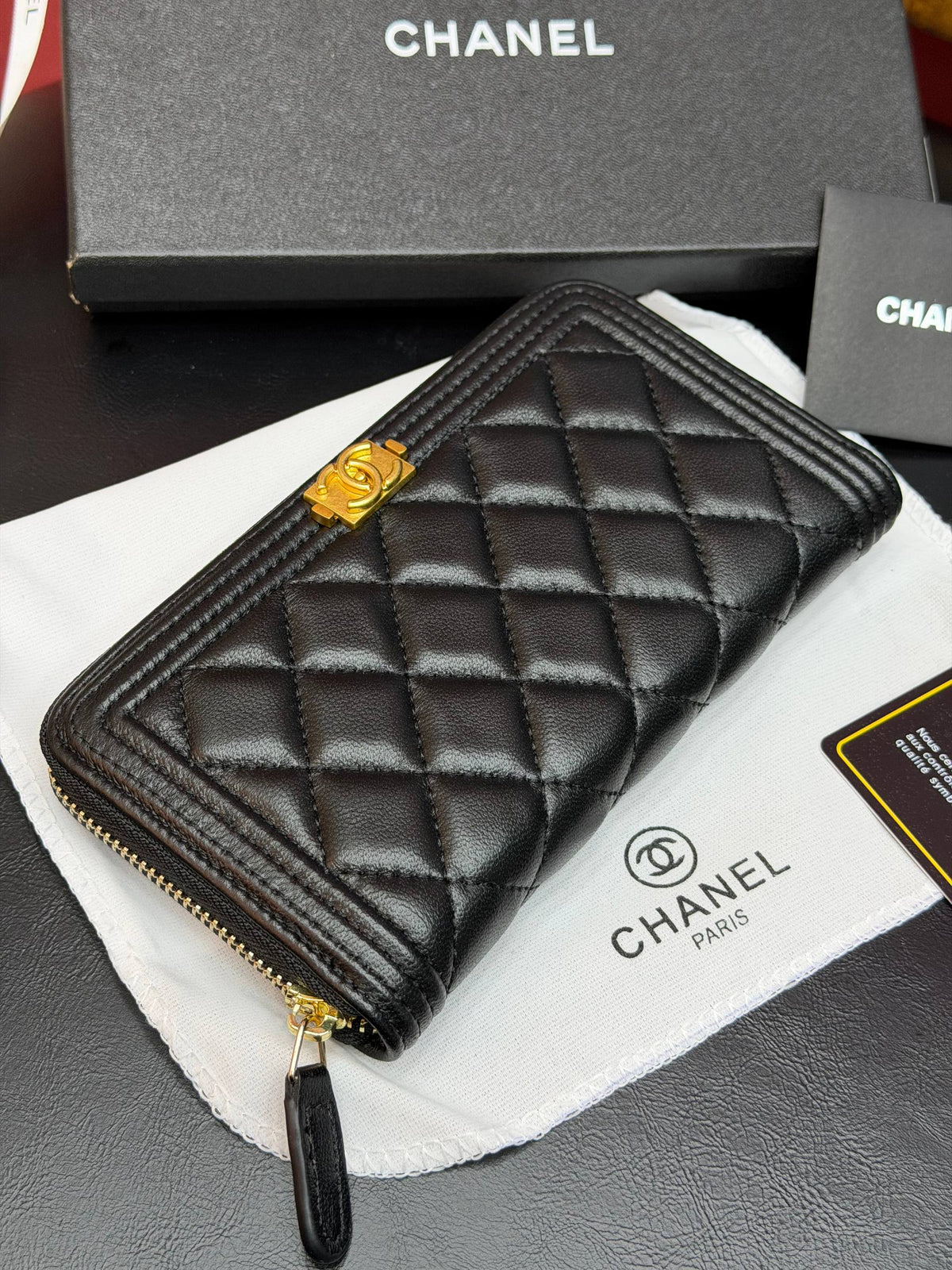 Buy Zipped Wallet