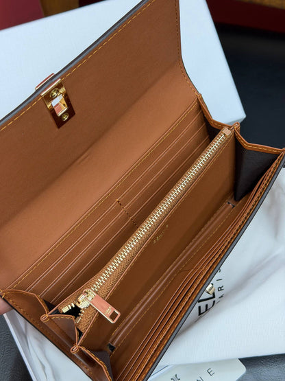 Trifold 16 Large