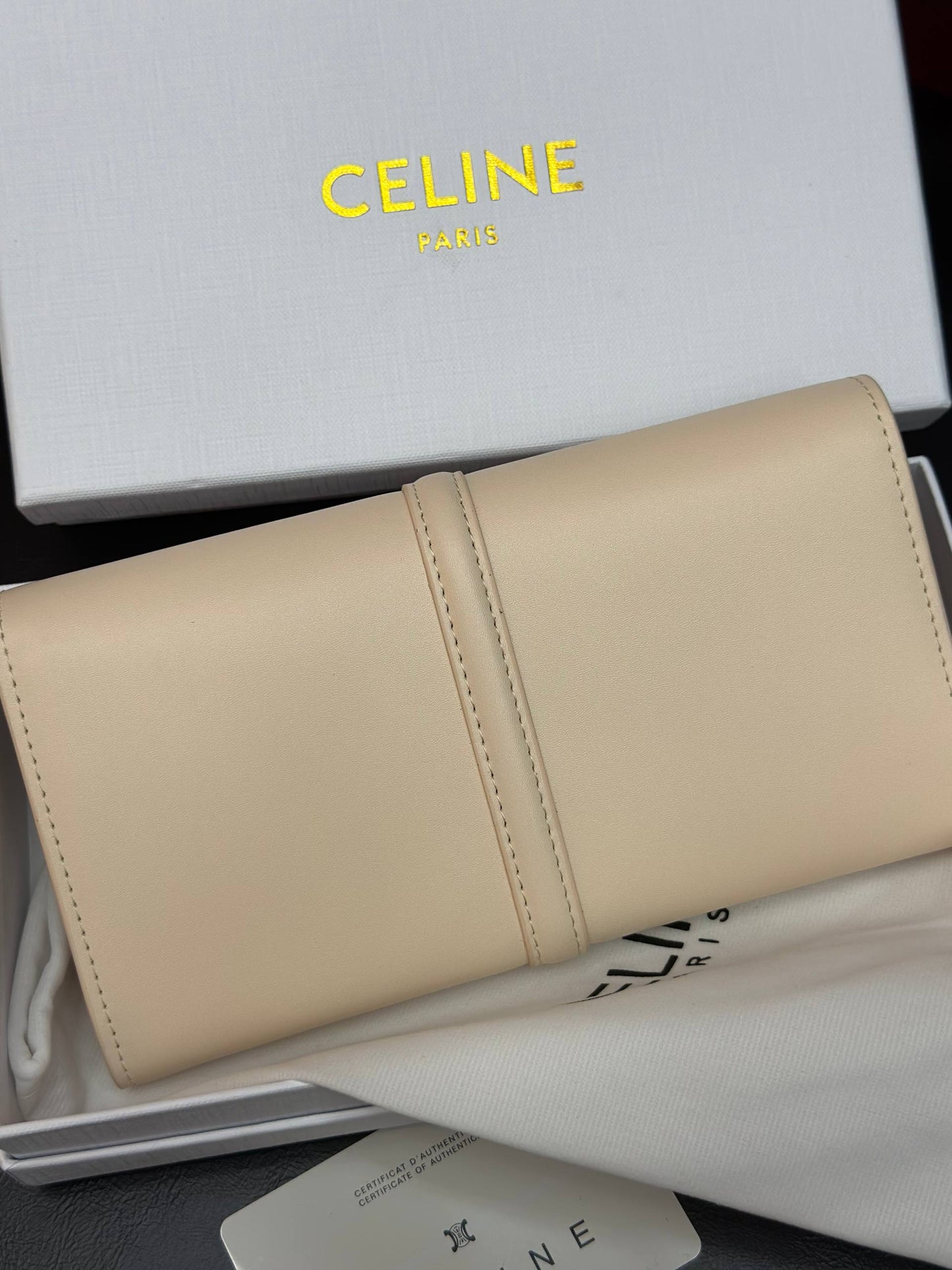 Trifold 16 Large