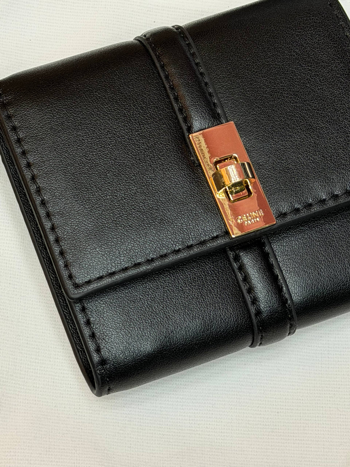 Trifold 16 Small
