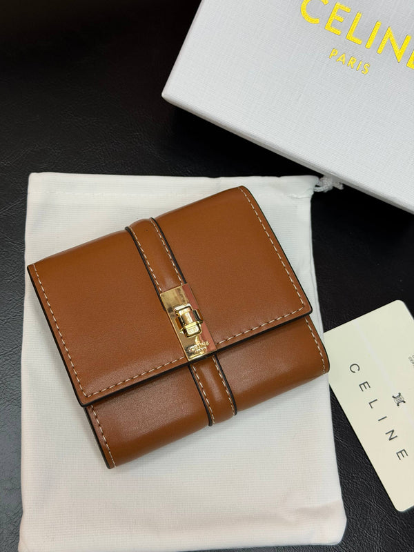 Trifold 16 Small