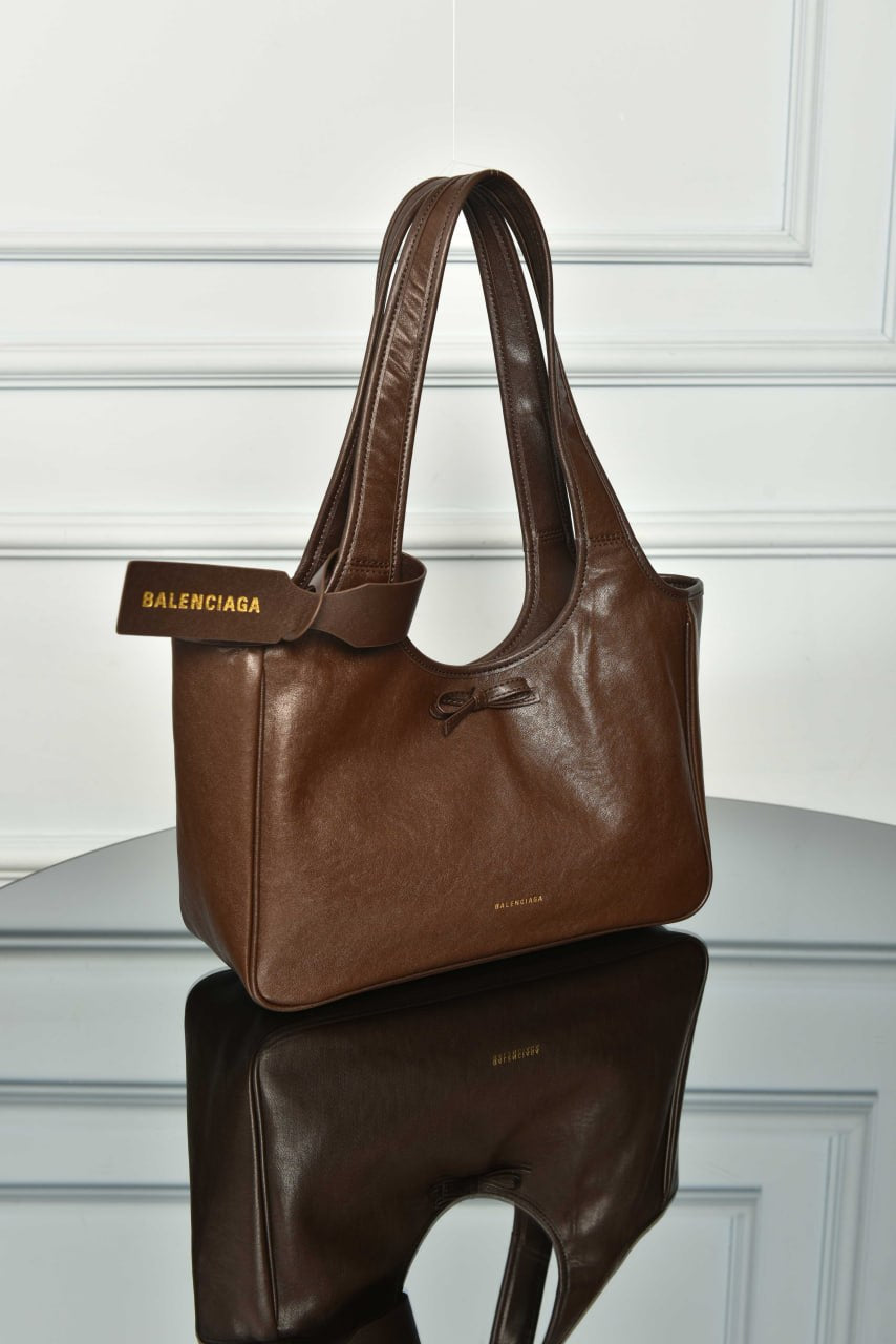 Laundrette Tote Bag