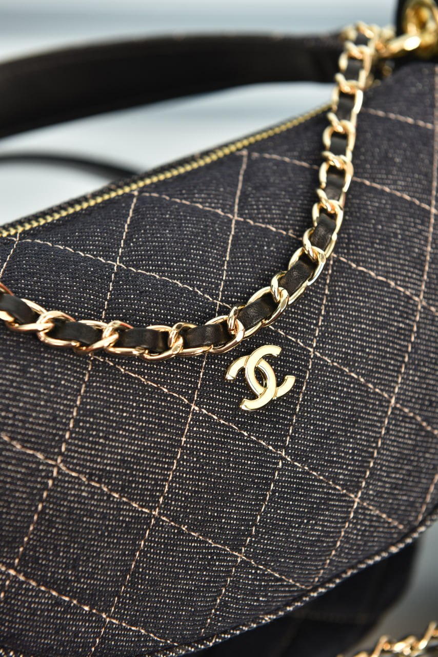 Chain Clutch Denim
