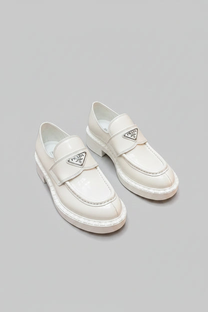Logo-Plaque Loafer