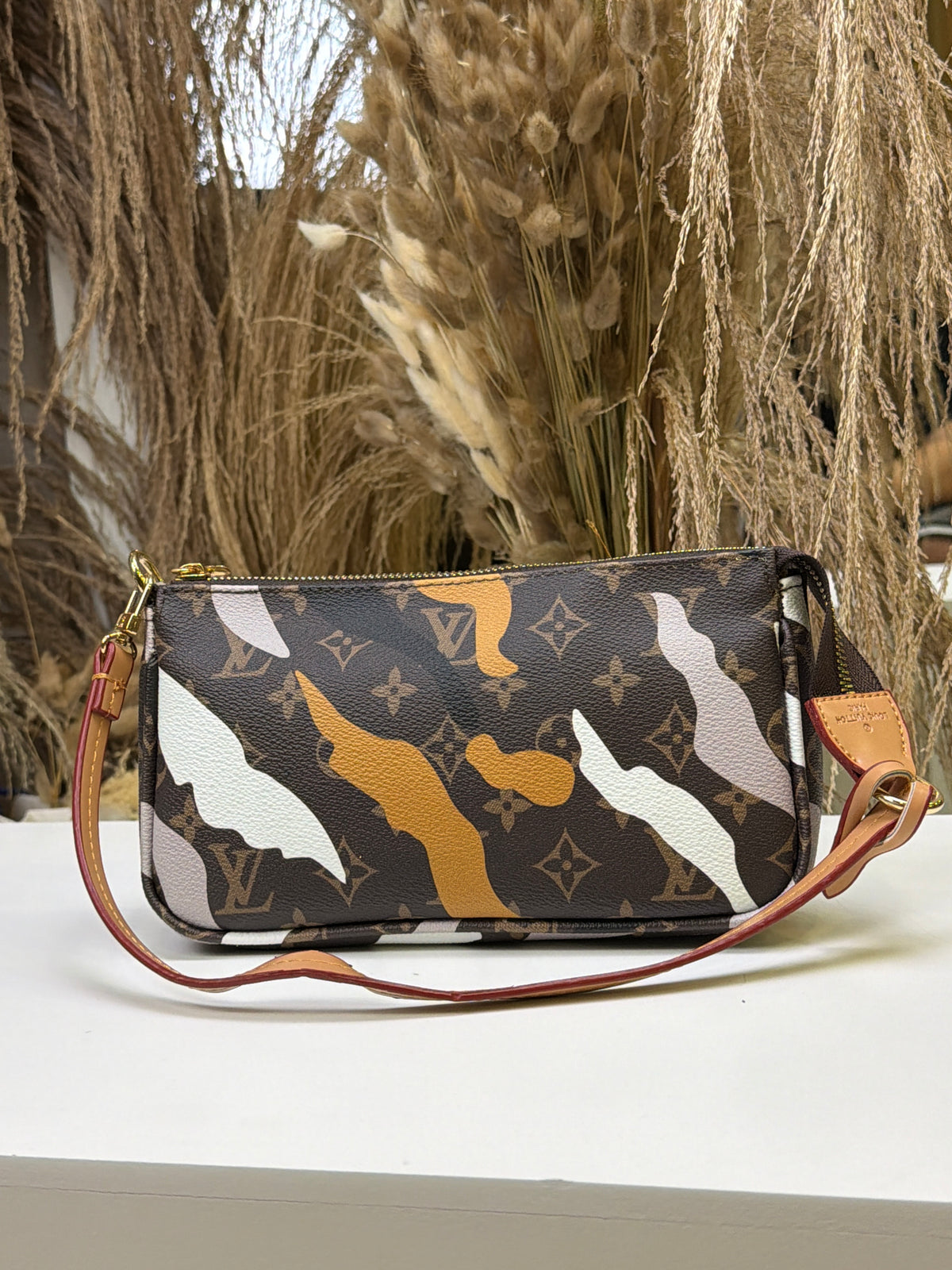 Pochette Monogram Camo