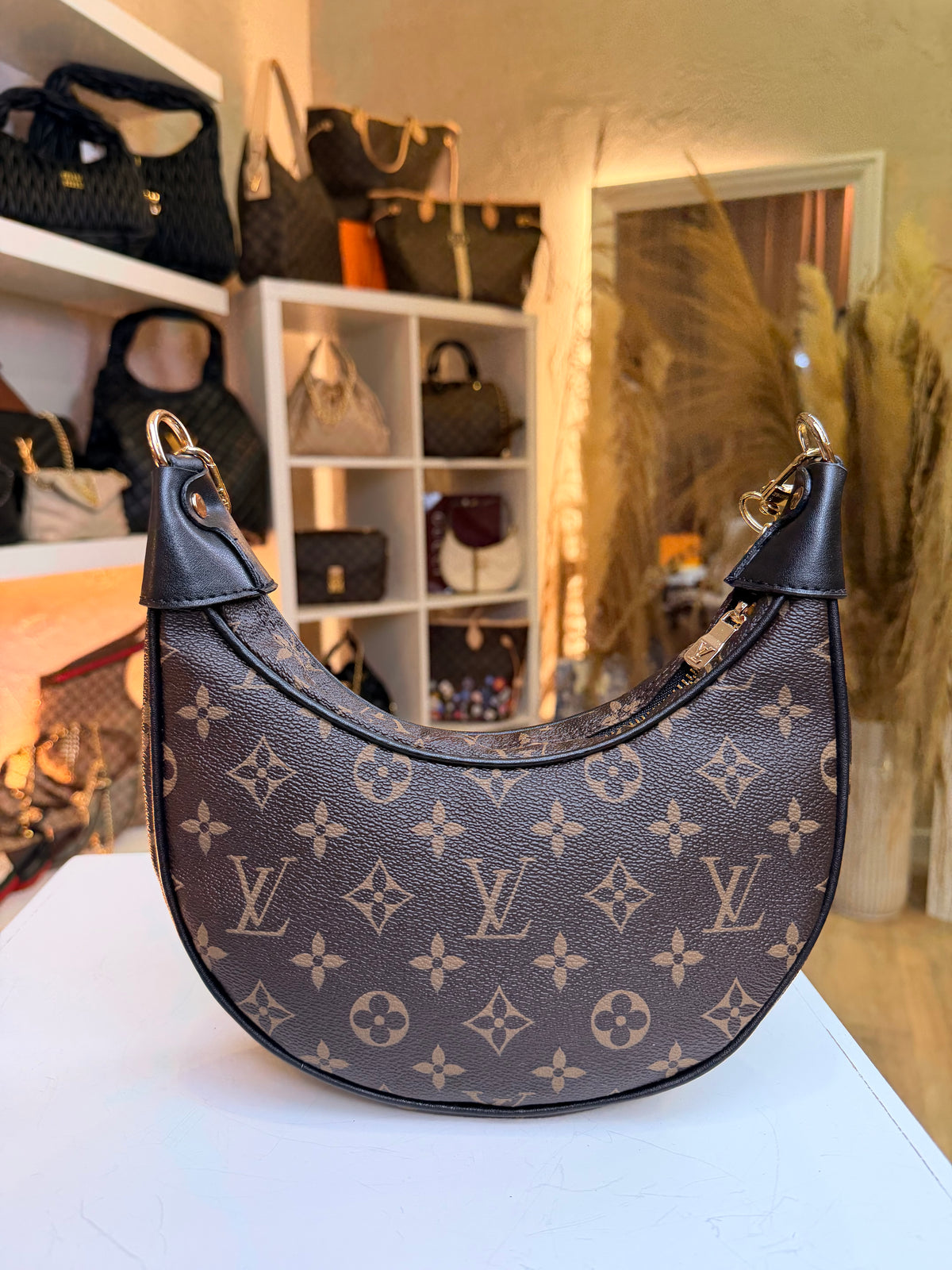 Loop Monogram