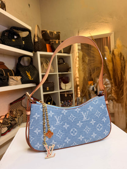 Liv Pochette Monogram Sky Blue Denim